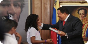 Presidente Chávez entrega Canaimita 1 millón 800 mil