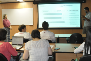 El equipo de trabajo del CNTI presentó a los uruguayos el trabajo que se realiza en Venezuela en materia de actualización tecnológica
