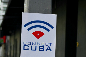 Cuba amplía posibilidades de acceso a internet