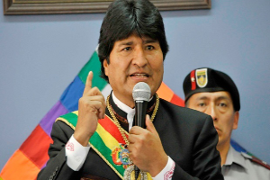 Evo Morales aboga por una economía del conocimiento que permita exportar saberes y tecnología