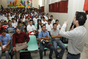 Unos 300 alumnos asistieron al Festival Latinoamericano de Instalación de Software Libre