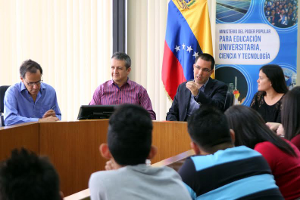 Ministro Arreaza con William Contreras, Superintendente Nacional para la Defensa de los Derechos Socioeconómicos
