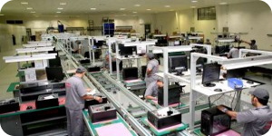 Esta fábrica pasó de 27 mil computadores en promedio a 242 mil ensamblados