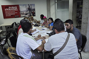 Comunidades organizadas de Caracas afinan propuestas rumbo al Encuentro Nacional de MTT