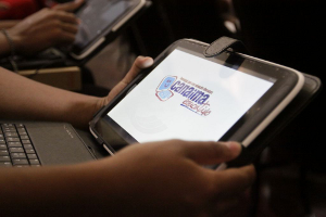 12.000 estudiantes de Vargas han recibido tabletas Canaima este año