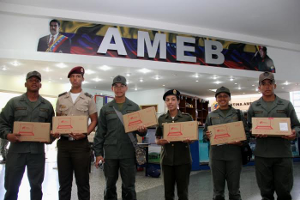 La entrega de las tabletas se realizó en la Academia Militar, en Fuerte Tiuna. Foto Isaac Boltomier