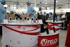 Vtelca celebra 7 años impulsando el poder tecnológico en las manos del pueblo
