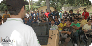 Estudiantes y profesores fomentan desarrollo de Canaima GNU/Linux en Universidades