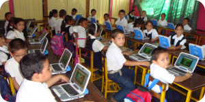 Las escuelas tienen una misión social: enseñar a los estudiantes a ser ciudadanos de una sociedad libre