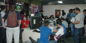 Los asistentes tuvieron la oportunidad de conocer las bondades de la metadistribución Canaima GNU/Linux Los asistentes tuvieron la oportunidad de conocer las bondades de la metadistribución Canaima GNU/Linux