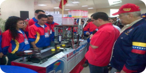 El vicepresidente Ejecutivo Jorge Arreaza,inauguró la III Expoferia Científica Tecnológica 2013