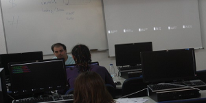 Debian es un sistema operativo GNU/Linux, totalmente libre