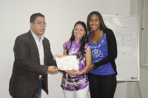Entregan certificado en Participación Ciudadana y Gestión Social