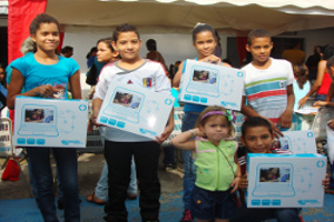 Mil quinientos estudiantes de primaria y secundaria fueron beneficiados con la sustitución de sus computadoras Canaima