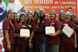 Con esfuerzo colectivo trabajadores ensamblaron la canaimita un millón