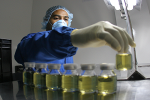 Proceso de inspección visual que garantiza la calidad de los productos