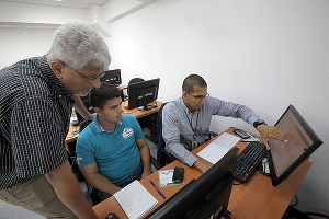 Venezolanos se aplican en la administración, diseño e implementación de redes