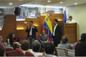 Monrroy: mientras se siga usando el modelo de licencia jamás eres el dueño, sino inquilino