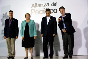 Impulsará la AP simplificación aduanera y a pymes