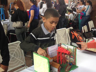Los prototipos presentados fueron realizados con material reciclable