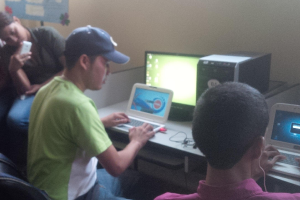 En el curso se socializaron las herramientas de Canaima GNU/Linux